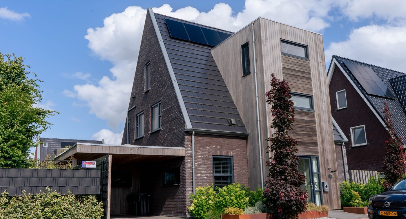 Solar panels on a Dutch roof